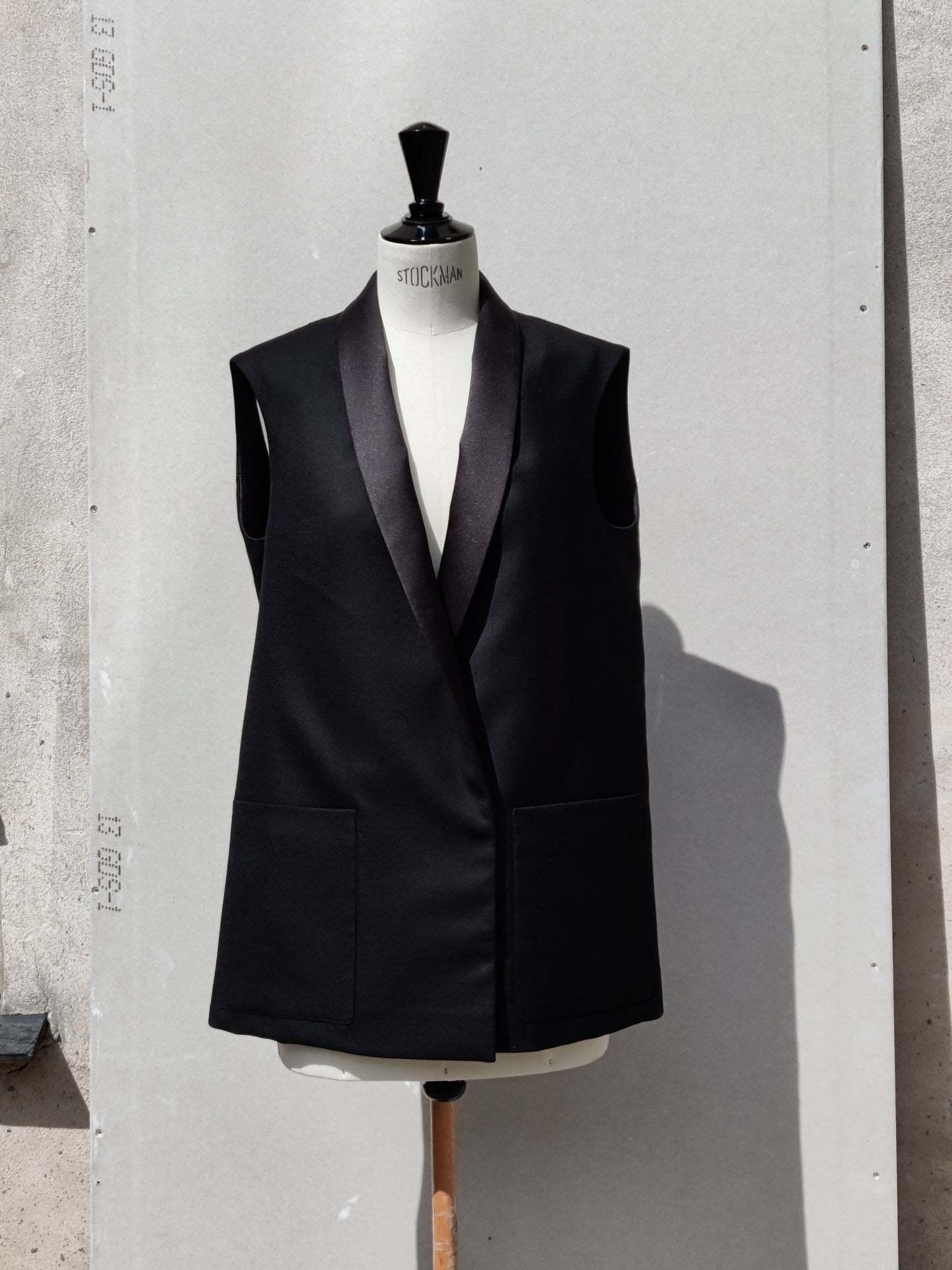 Alison Gilet front.