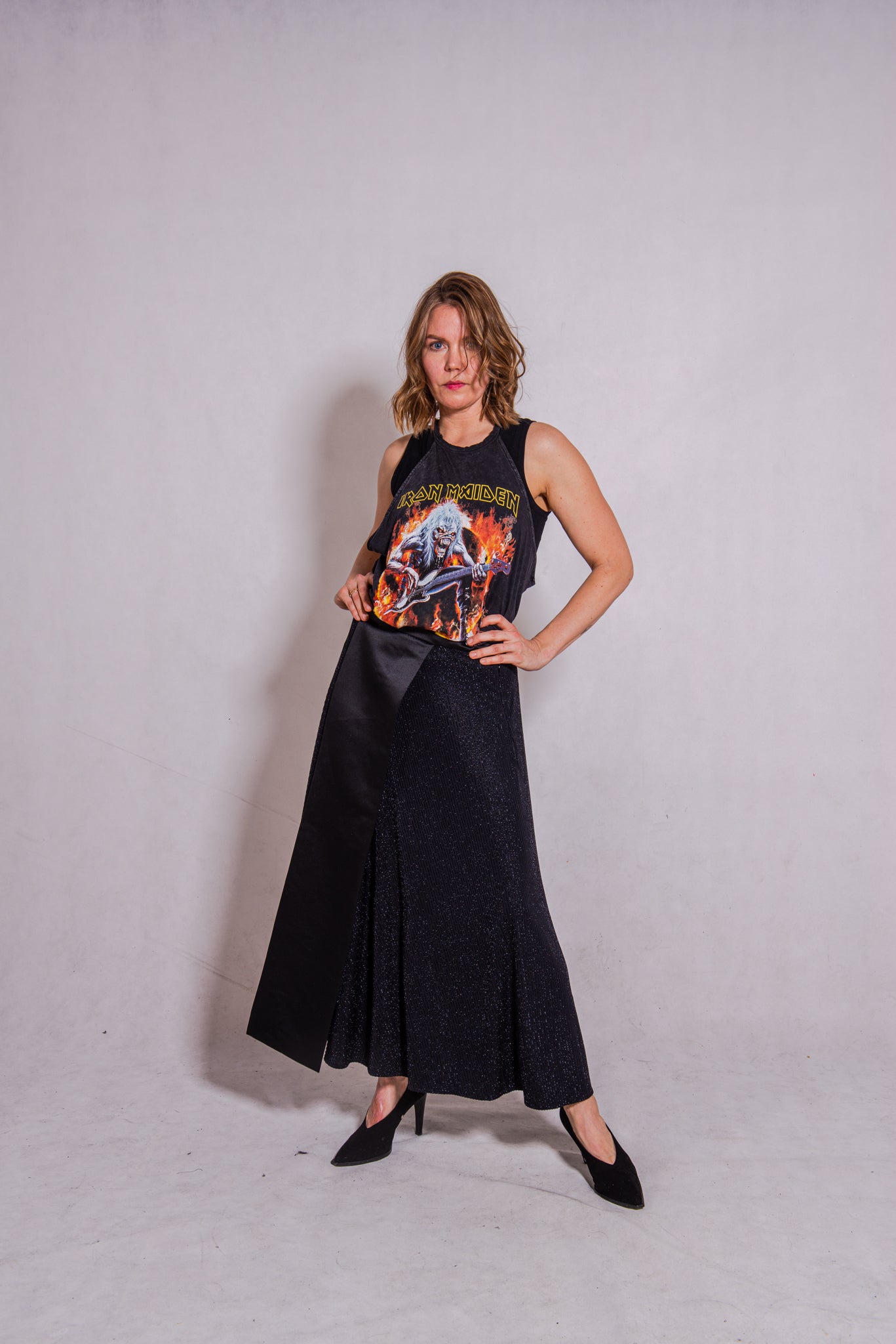 Woman wearing Ayaskirt.